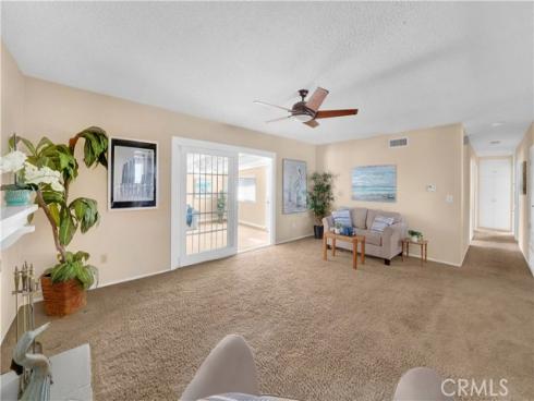 17852  Prescott Ln  , Huntington Beach, CA