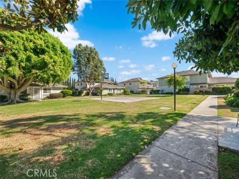 16397  Vista Roma  108  Circle, Huntington Beach, CA