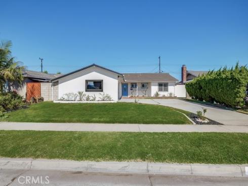 6851  Breeland   Drive, Huntington Beach, CA