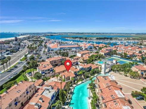 16476  Bordeaux  214  Lane, Huntington Beach, CA