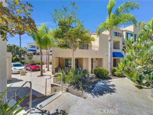 16476  Bordeaux  214  Lane, Huntington Beach, CA