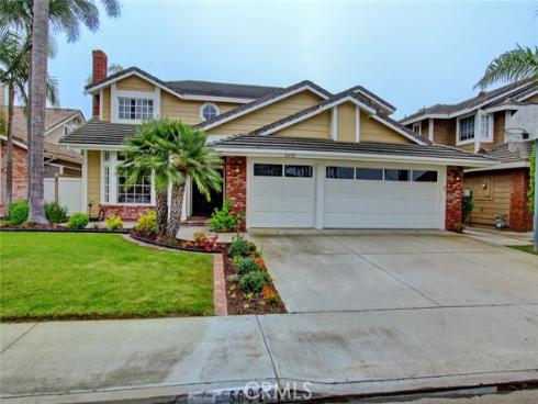 5692  Larkmont Dr  , Huntington Beach, CA