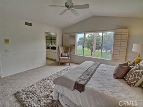 5692  Larkmont Dr  , Huntington Beach, CA