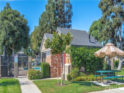 7808  Arbor  72D  Circle, Huntington Beach, CA