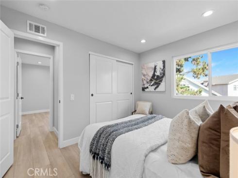 8821  Arcel   Circle, Huntington Beach, CA