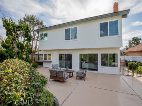 8821  Arcel   Circle, Huntington Beach, CA