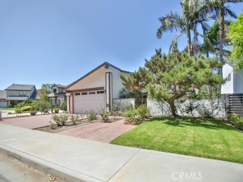 17041  Malta   Circle, Huntington Beach, CA