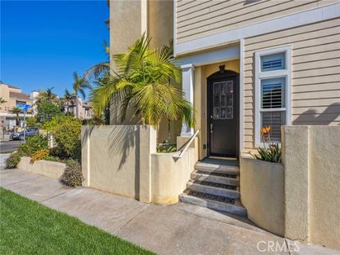 402  22nd   Street, Huntington Beach, CA