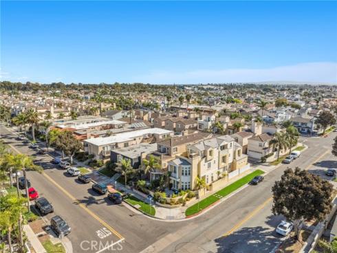 402  22nd   Street, Huntington Beach, CA