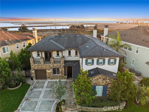 4682  Oceanridge   Drive, Huntington Beach, CA