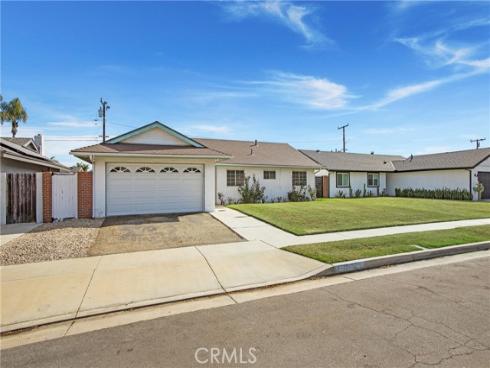 20052  Shorewood   Circle, Huntington Beach, CA