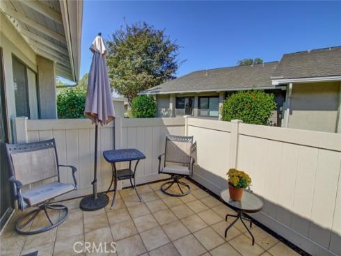 8933  Amador  1315A  Circle, Huntington Beach, CA