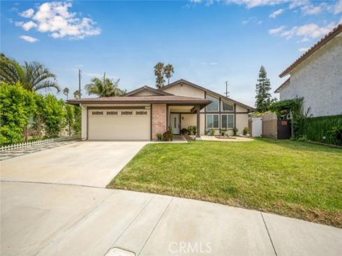 20462  Running Springs   Lane, Huntington Beach, CA