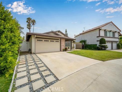 20462  Running Springs   Lane, Huntington Beach, CA