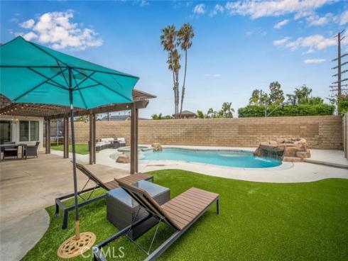 20462  Running Springs   Lane, Huntington Beach, CA