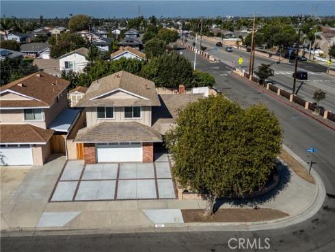 9451  Hyannis Port   Drive, Huntington Beach, CA