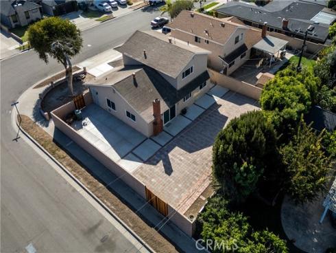 9451  Hyannis Port   Drive, Huntington Beach, CA