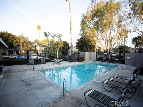 17697  Brittany  73  Lane, Huntington Beach, CA