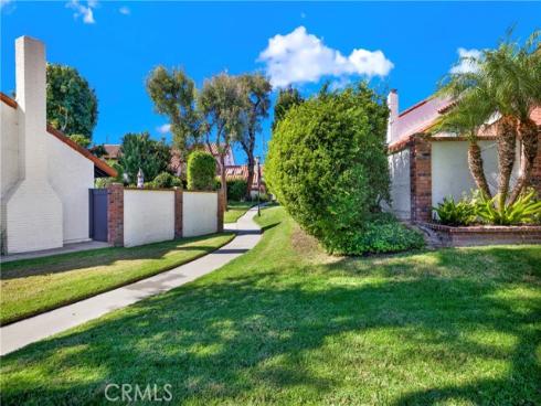 516  Alondra   Drive, Huntington Beach, CA