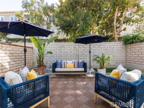 7806  Seabreeze   Drive, Huntington Beach, CA