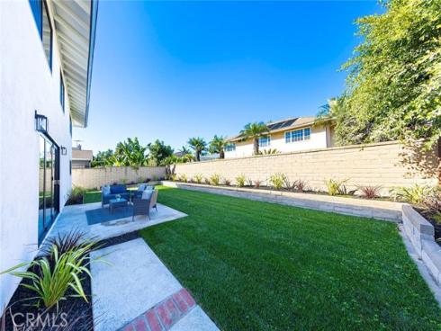 6921  Vista Del Sol   Drive, Huntington Beach, CA