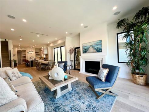 226  13th   Street, Huntington Beach, CA