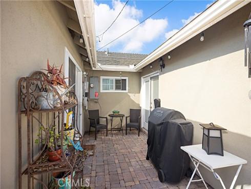 17612  Wrightwood   Lane, Huntington Beach, CA