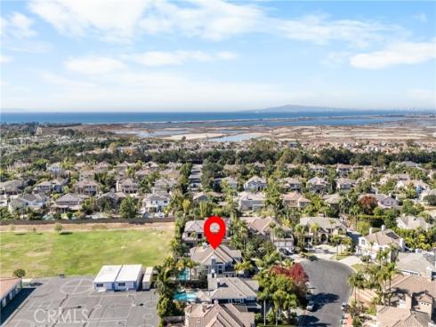 6692  Alamitos   Circle, Huntington Beach, CA