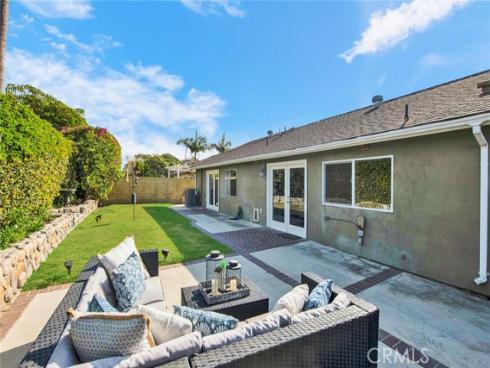 9641  Warburton   Drive, Huntington Beach, CA