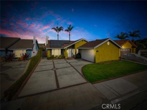 9641  Warburton   Drive, Huntington Beach, CA