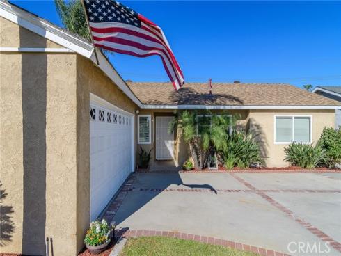 5681  Stardust   Drive, Huntington Beach, CA