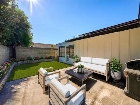 6372  Larchwood   Drive, Huntington Beach, CA