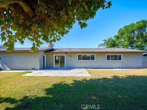 16622  Lucia   Lane, Huntington Beach, CA