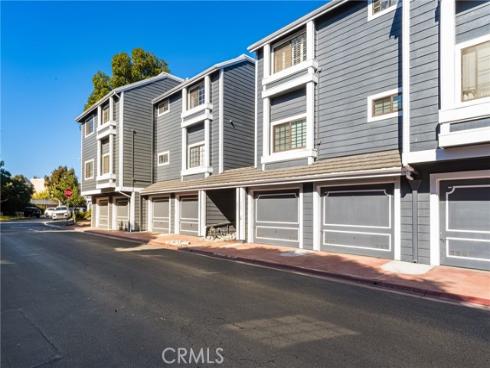 20122  Bayfront Lane  102 , Huntington Beach, CA