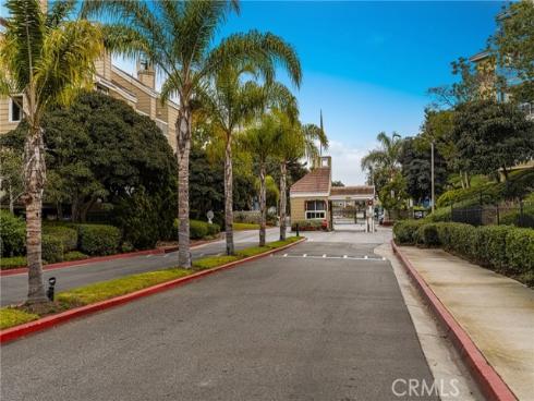 20122  Bayfront Lane  102 , Huntington Beach, CA