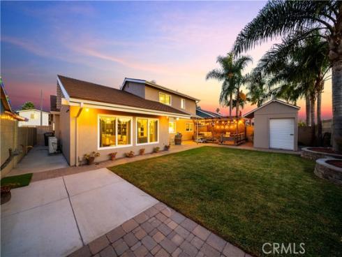 17081  Berlin   Lane, Huntington Beach, CA