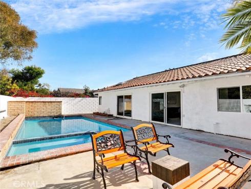 7191  Sunbreeze   Drive, Huntington Beach, CA