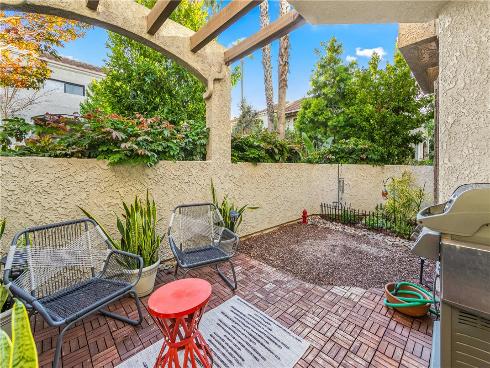 4782  Tiara  102  Drive, Huntington Beach, CA