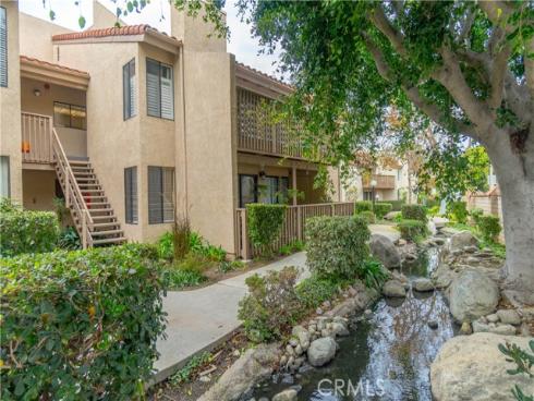 4861  Lago  201  Drive, Huntington Beach, CA