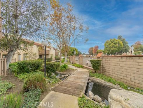 4861  Lago  201  Drive, Huntington Beach, CA