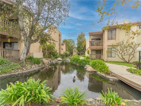 4861  Lago  201  Drive, Huntington Beach, CA