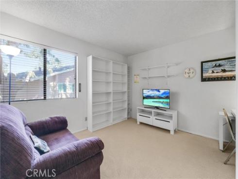 8788  Coral Springs  5 (201E)  Court, Huntington Beach, CA