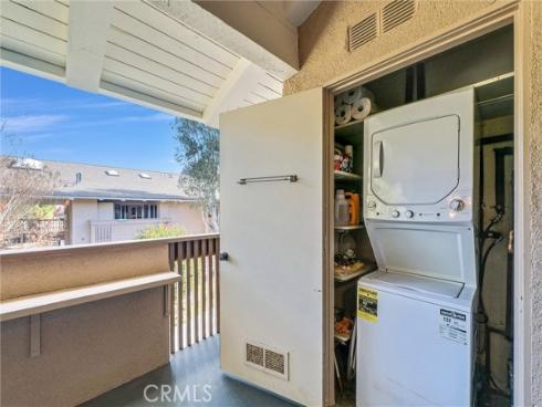 8788  Coral Springs  5 (201E)  Court, Huntington Beach, CA