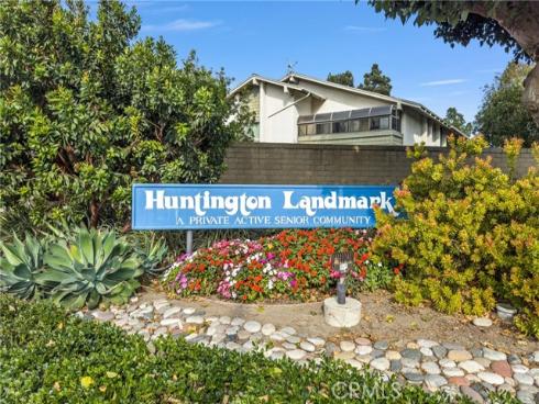 8788  Coral Springs  5 (201E)  Court, Huntington Beach, CA