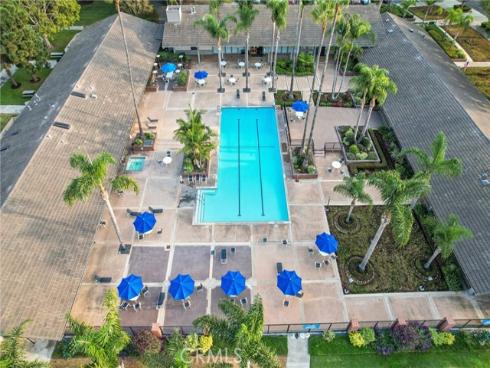 8788  Coral Springs  5 (201E)  Court, Huntington Beach, CA