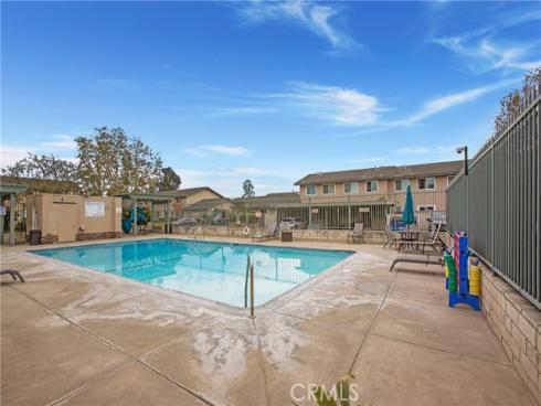 4698 Heil 23C Avenue, Huntington Beach, CA