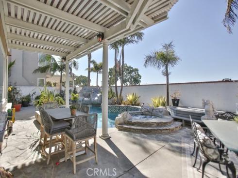 21221  Hillsdale   Lane, Huntington Beach, CA