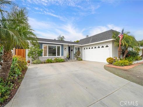 20661  Reef   Lane, Huntington Beach, CA