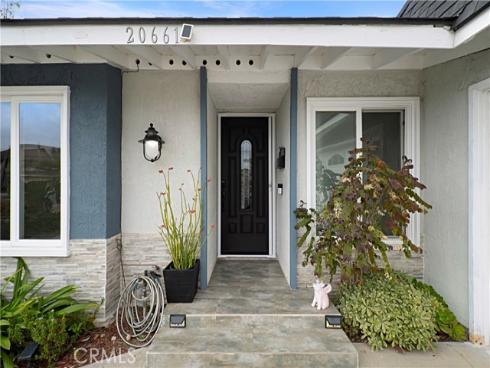 20661  Reef   Lane, Huntington Beach, CA