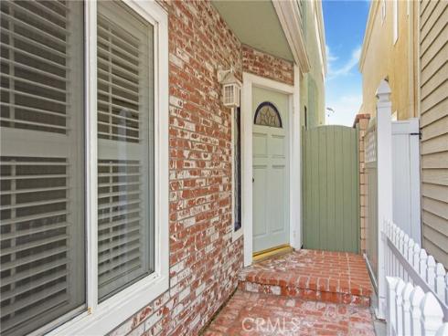 224  17th   Street, Huntington Beach, CA